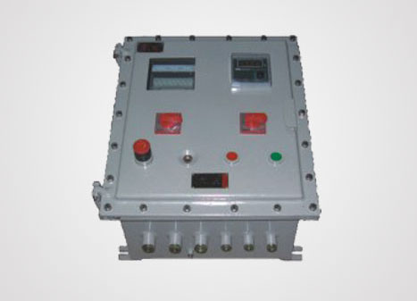 防爆電(dian)氣(qi)控製(zhi)箱